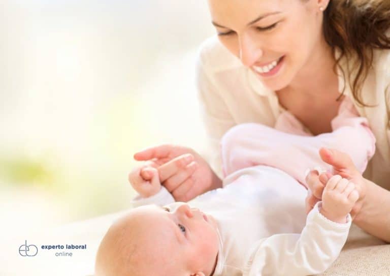 Cómo reclamar el IRPF de la maternidad