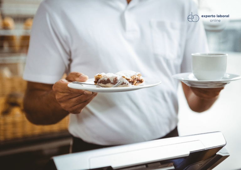 El Tribunal Supremo declara que el desayuno y los 15 minutos de cortesía al fichar son tiempo de trabajo efectivo